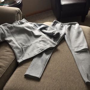 Light gray sweatsuit!